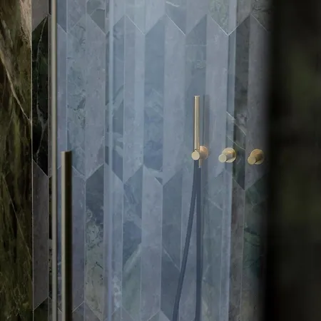 Royal Apartment *