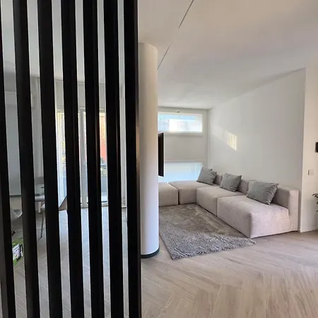 Royal Apartment Paris